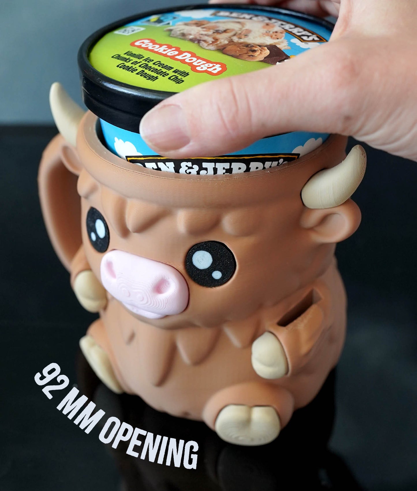 Ferdinand, the Highland Cow Ice Pint Holder