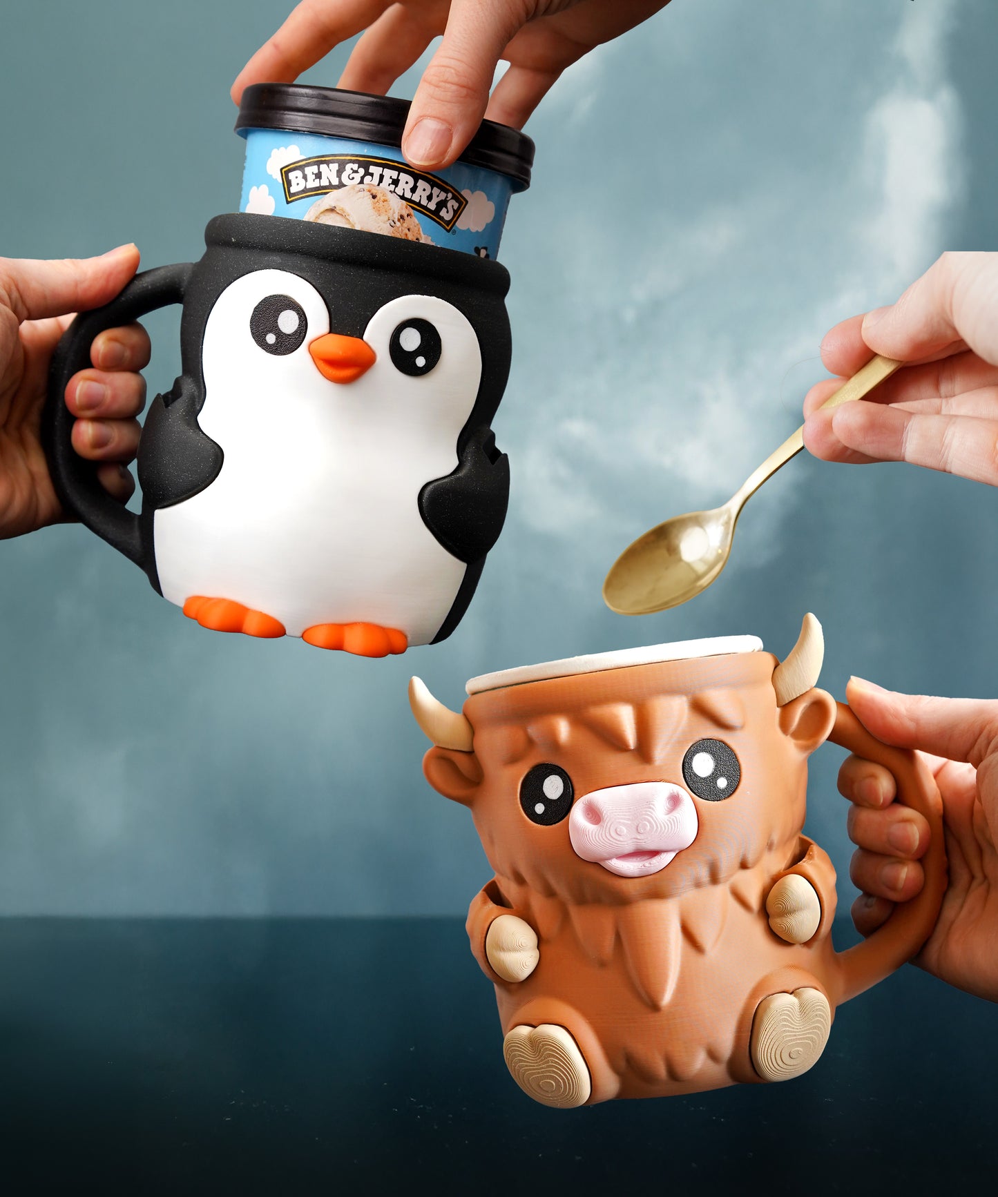 Ferdinand, the Highland Cow Ice Pint Holder