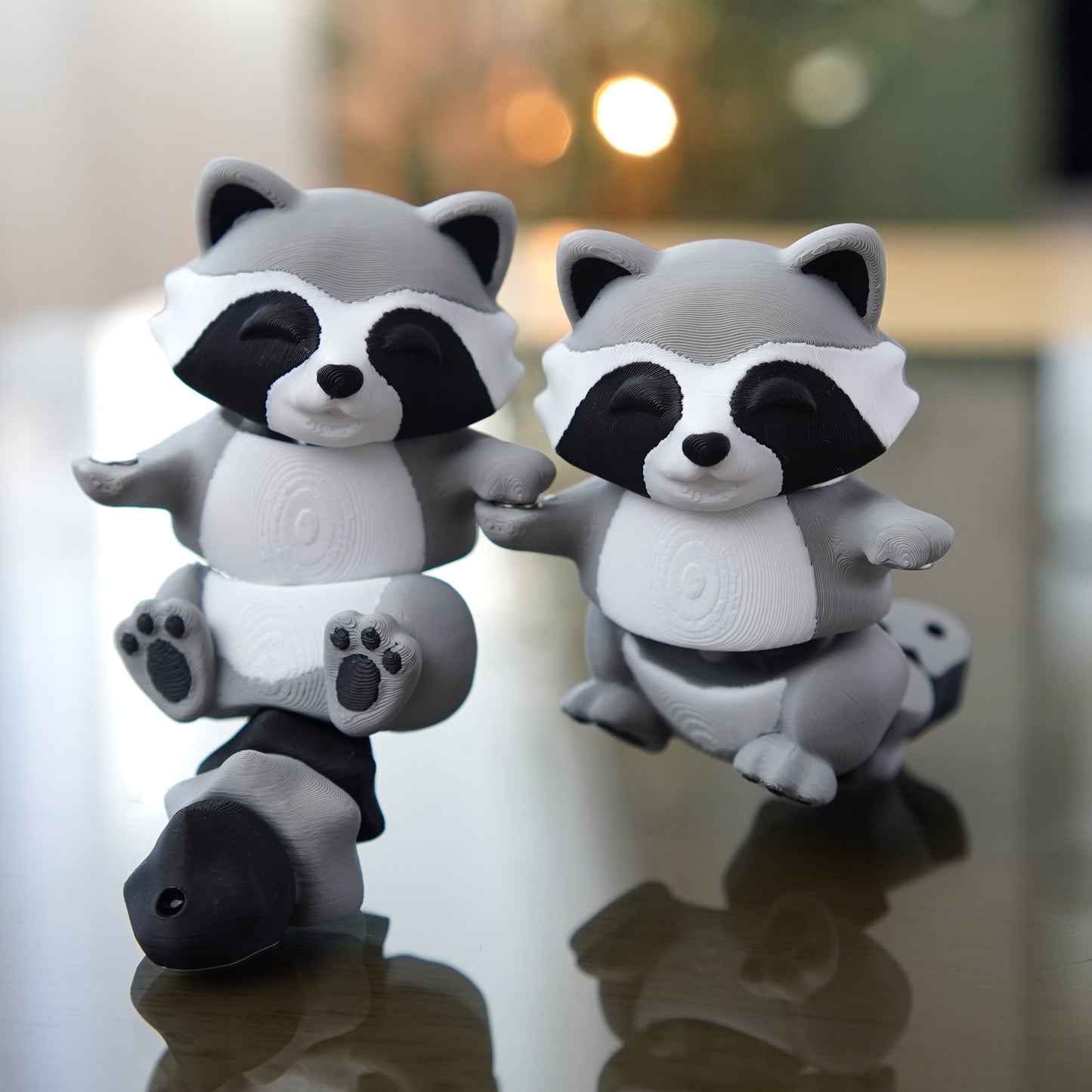 Flexi Raccoon Magnetic Keychain – 3D Printed Fidget Toy, Cute Collectible Keychain