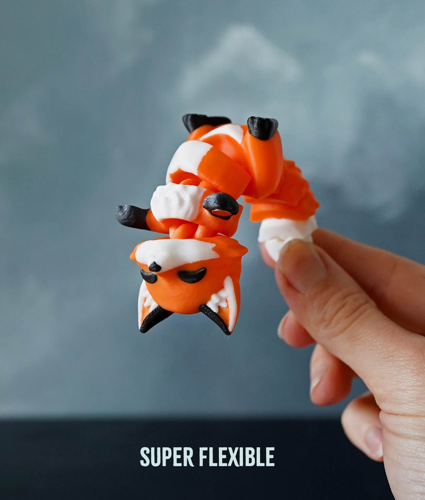 Flexi Fox Magnetic Keychain – 3D Printed Fidget Toy, Cute Collectible Keychain