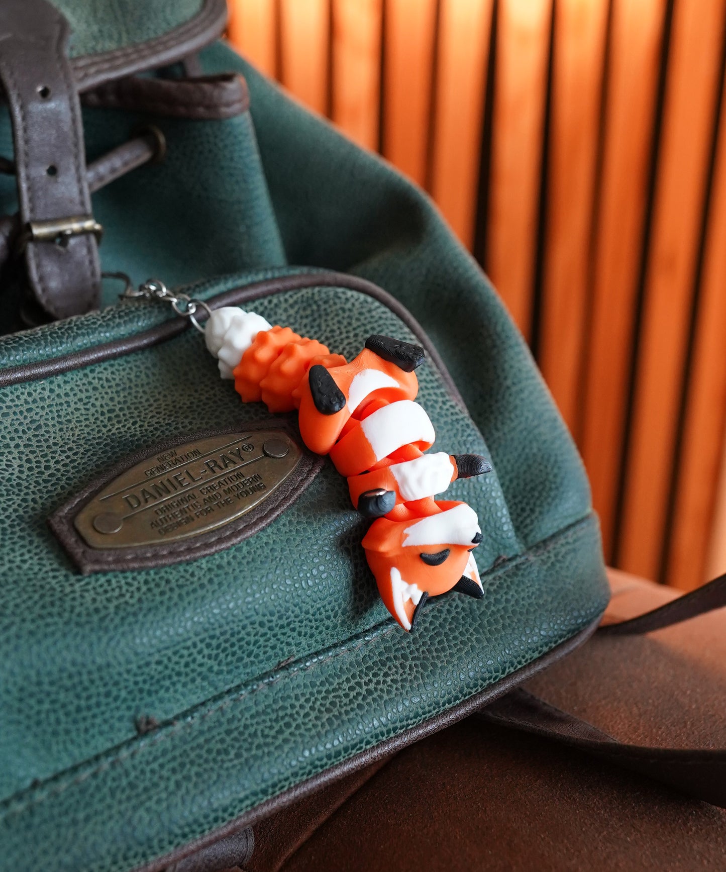 Flexi Fox Magnetic Keychain – 3D Printed Fidget Toy, Cute Collectible Keychain