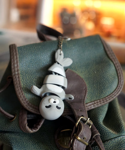 Flexi Seal Magnetic Keychain – 3D Printed Fidget Toy, Cute Collectible Keychain