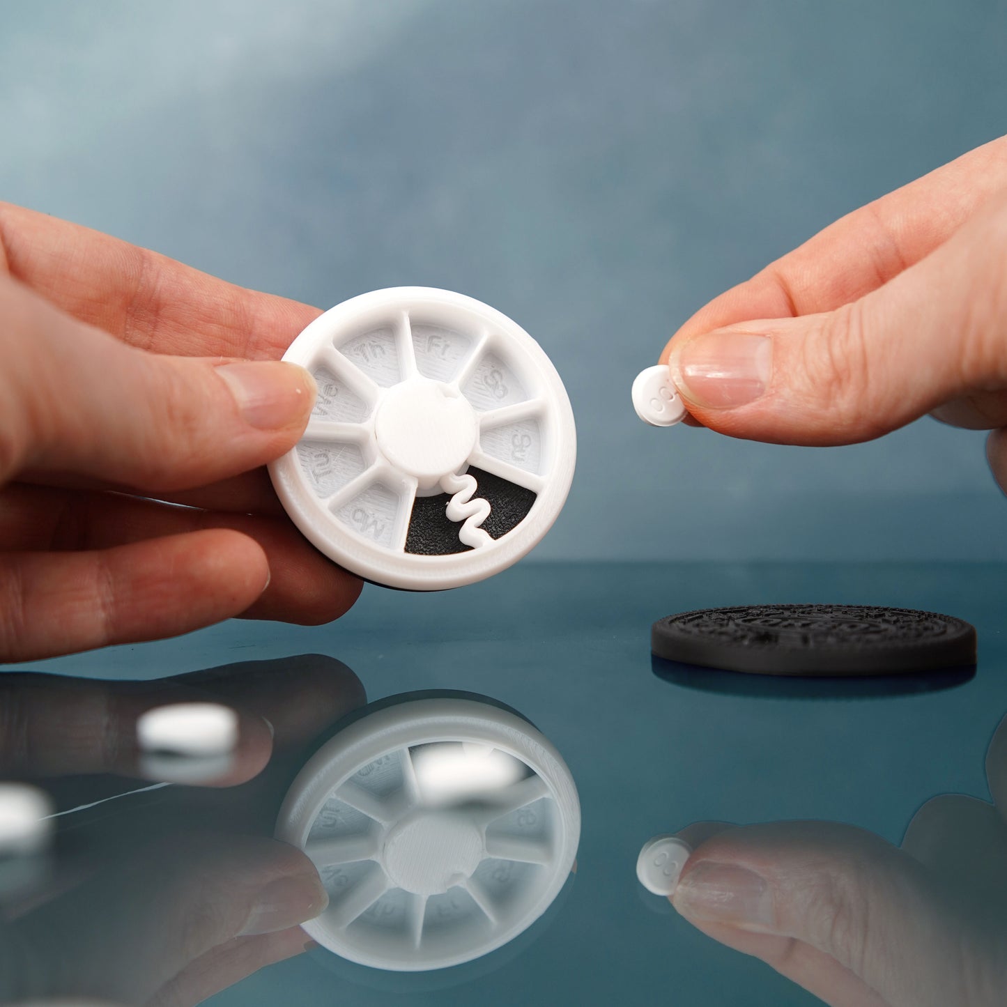 Mini Fidget Box in Cookie Design – Decorative and Unique